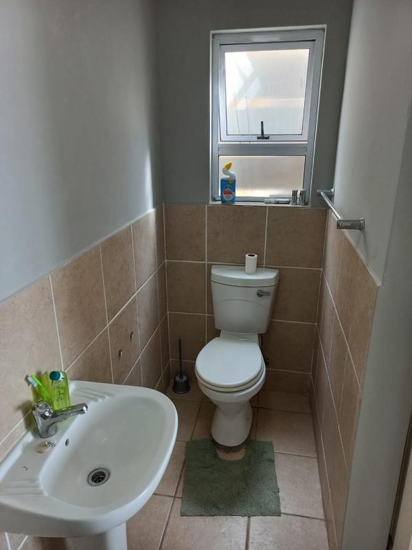 2 Bedroom Property for Sale in Kingswood Eastern Cape